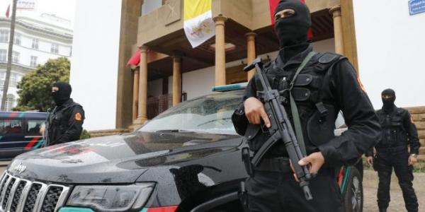 فرقة مكافحة العصابات تطيح بأربعيني يوزع الممنوعات بالدار البيضاء