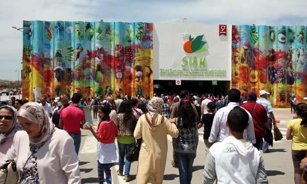 الفلاحون المغاربة على موعد من الخبرة السويسرية خلال الدورة الحالية من المعرض الفلاحي بمكناس