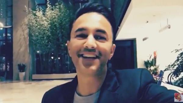 ريدوان يهنىء فنانا مغربيا بمناسبة إصدار أغنيته الجديدة