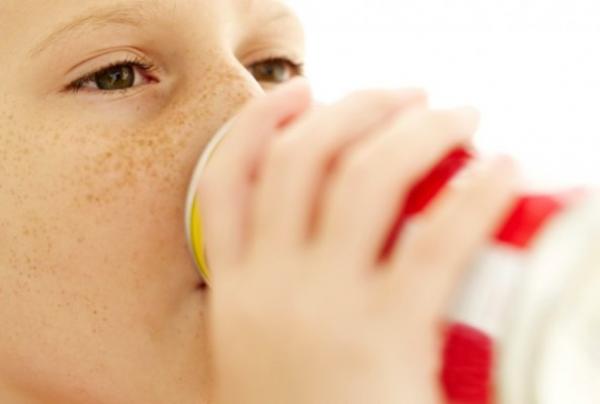 المشروبات الغازية تحد من ذكاء الأطفال