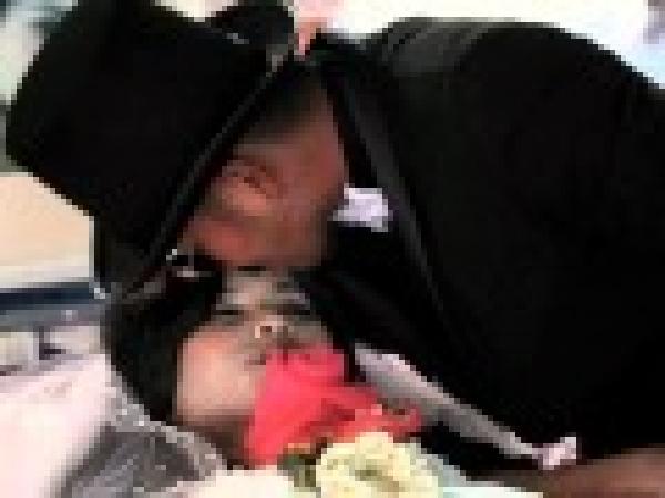 تايلندي يتزوج من صديقته المتوفيه 