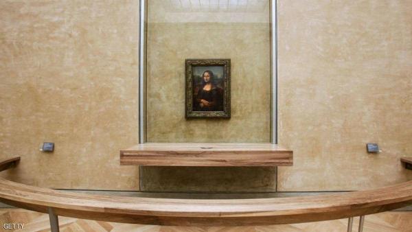 لوحة "موناليزا" تعود إلى موقعها الأصلي