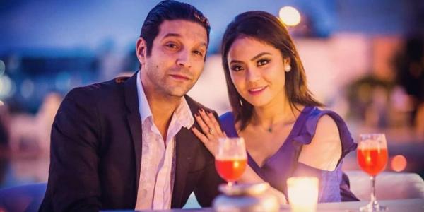 بالصور: أنس الباز وزوجته في أول ظهور بعد صدمة وفاة رضيعتهما