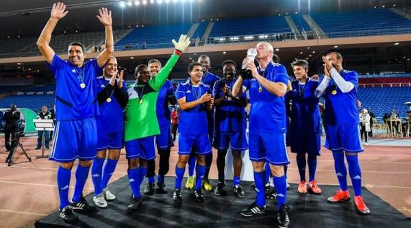 رئيس "الفيفا" يشارك في مباراة استعراضية بمراكش بحضور شخصيات رياضية عالمية ووطنية