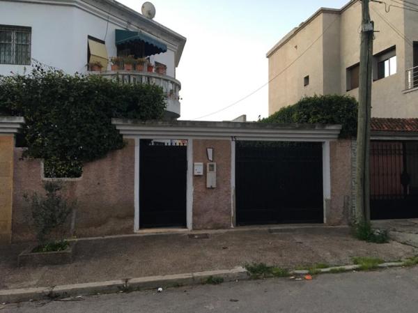 ساكنة بسطات تستنكر إنشاء "كنيسة" سرية وتستعد للاحتجاج