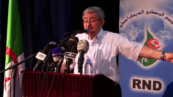 رئيس الحكومة الجزائرية: هناك مليون جزائري لاجئ ومشرد في المغرب وتونس