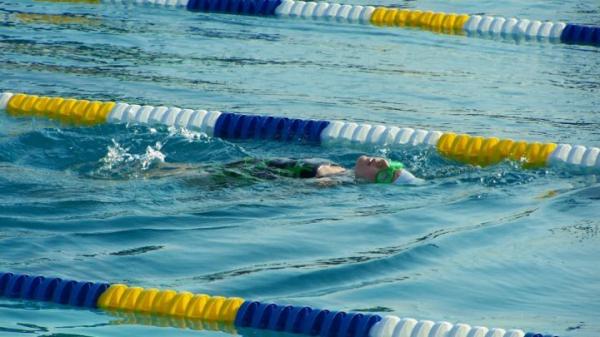 المحكمة الأوروبية: لا إعفاء للفتيات المسلمات من دروس السباحة المختلطة بالمدارس