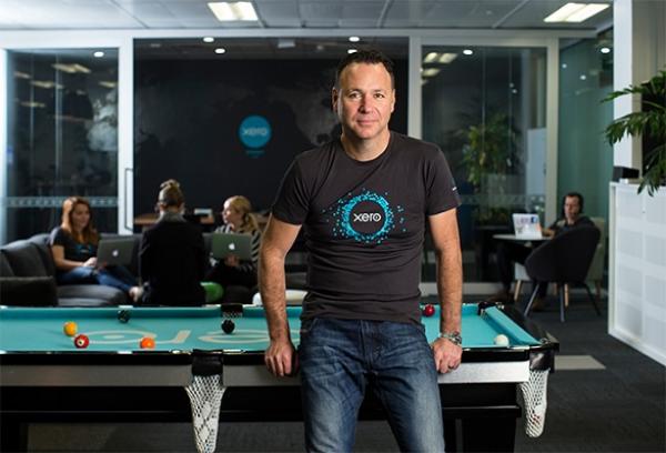 رئيس شركة يستخدم "اختبار فنجان القهوة" لاختيار موظفيه