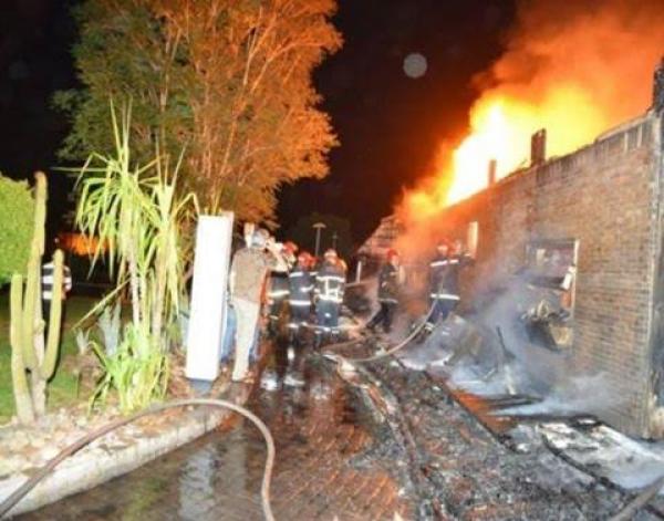 حالة وفاة وإصابة العشرات في حريق مدبر بمركز الإصلاح والتهذيب بسلا