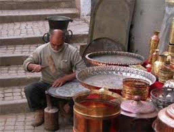 مشروع قانون جديد يحدد العلاقة بين المشغل والأجير في الصناعات التقليدية