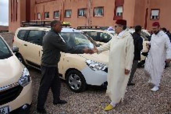 تنغير: تسليم سيارة الاجرة الجديدة لفائدة المهنيين