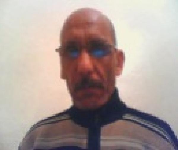 العبيد و الأحرار