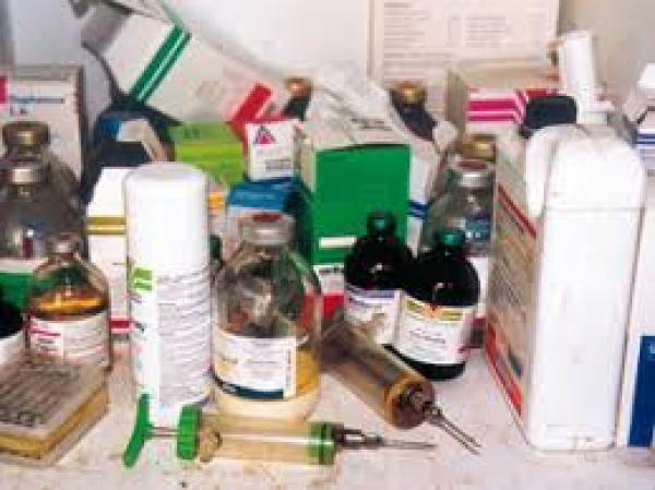 لجنة المراقبة تضبط أدوية بيطرية مهربة وحجز سيارة بسوق شعبي باقليم بني ملال