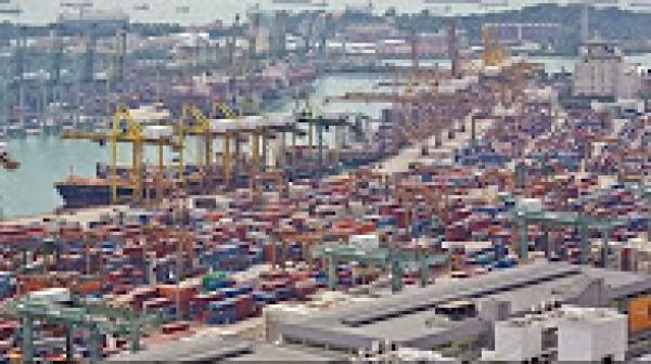 داخل ميناء الدار البيضاء