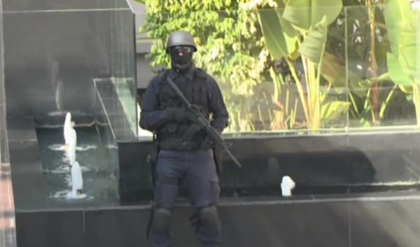 مكناس .. إيقاف مشتبه بتورطه في أنشطة متطرفة وإجرامية بفرنسا