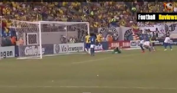 نيمار يهدر هدفا بغرابة!