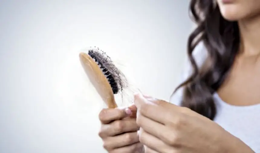 أطعمة تتلف شعرك دون أن تدري