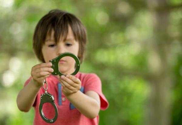 تعرض الأشخاص لمعدن الرصاص في مرحلة الطفولة يزيد من السلوك العدواني