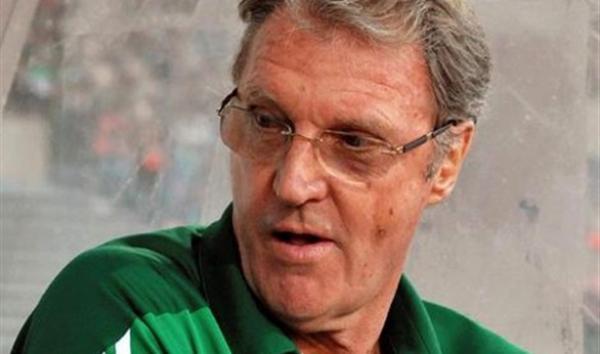 مدرب الرجاء يتحول الى زبون يومي لمصحات البيضاء