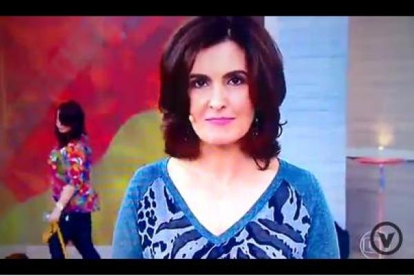 بالفيديو: مذيعة برازيلية تعلن بالخطأ وفاة كريستيانو رونالدو !