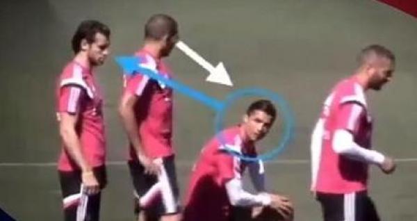 كريستيانو يتصرف كالأطفال ويسيء معاملة بيل