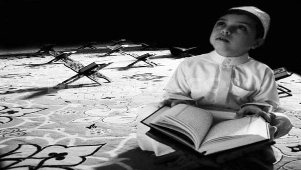 نصائح لجعل طفلك يرتبط بالقرآن