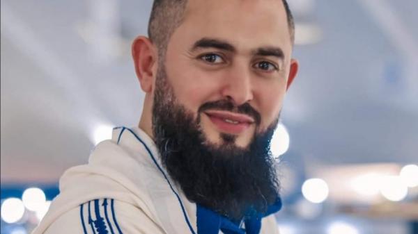 انتقادات واسعة للداعية رضوان بن عبدالسلام بعد وصفه لصوت المؤذنين بصوت "الماعز"(صورة)