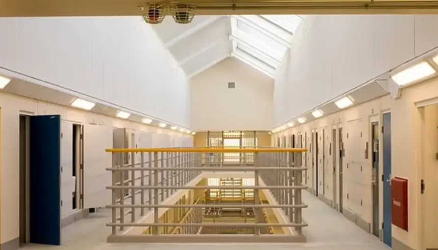 السلطات البريطانية تضطر إلى وصف حقن أوزمبيك للتنحيف داخل السجون