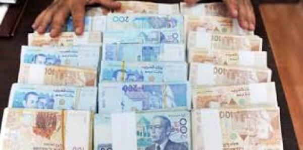 مذكرة بحث دولية تطارد مدير بنك مغربي اختلس مبلغا ضخما و لاذ بالفرار