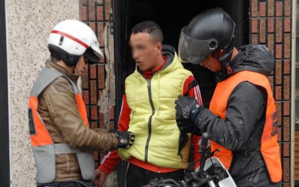 مديرية الحموشي توضح حقيقة فيدير يظهر مشرملاً يذبح شاباً بالدارالبيضاء