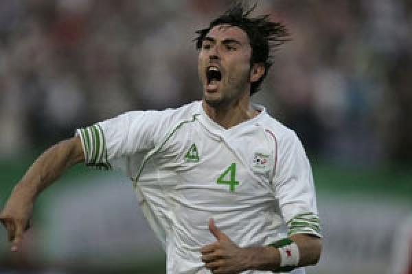 صحيفة: لاعبون جزائريون ضحوا بمستقبلهم من أجل رمضان