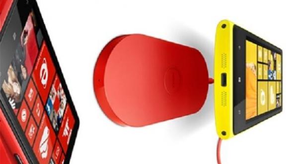 الحث الكهربائي أحدث تقنيات الشحن اللاسلكي للهواتف الجوالة