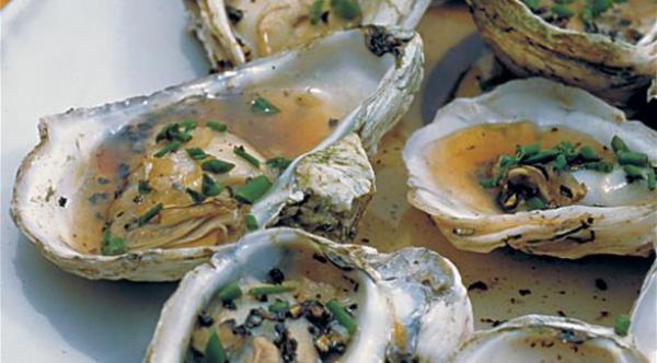 7 أسباب لتناول المحار بكثرة