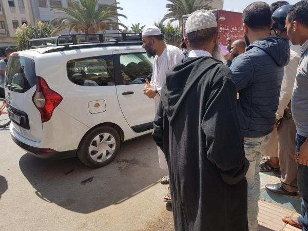 قدر ولطف: أزمة قلبية فجائية كادت تتسبب في فاجعة بعد وفاة سائق طاكسي