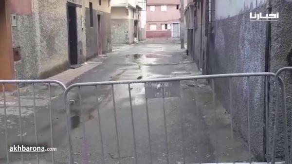 تفاصيل حصرية وميدانية...القصة الكاملة لعزل حي بأكمله في مدينة القنيطرة بسبب كورونا (فيديو)