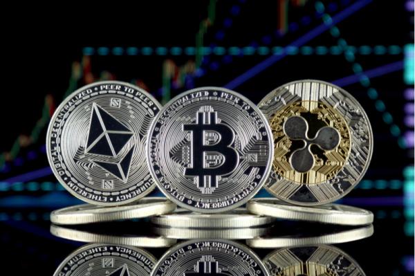 عملة "بيتكوين" تتجه لتسجيل أسوأ أداء سنوي منذ 2018 و"سولانا" تخسر أزيد من 50 مليار دولار