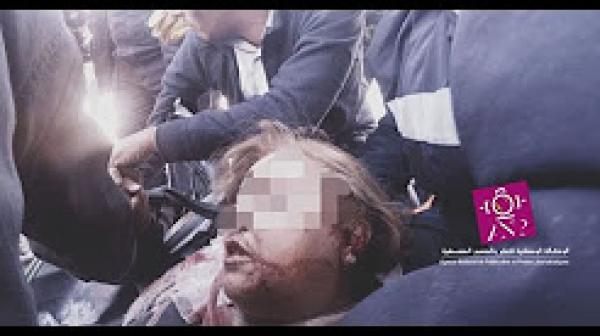 بالفيديو..لحظة انقاذ امرأة من داخل سيارتها تحث انقاض انهيار حائط بلفيدير