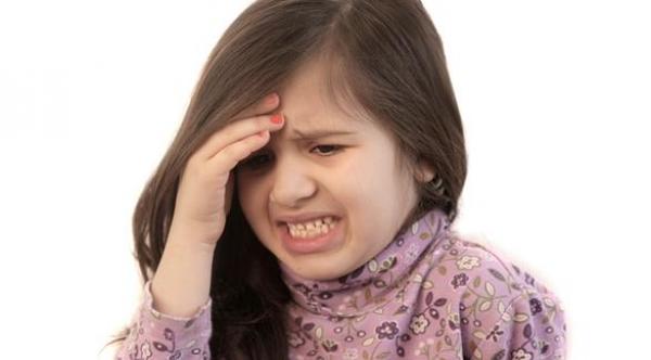 أهم أسباب الصداع لدى الأطفال وطرق العلاج
