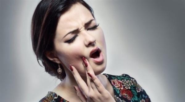 6 أمور صحية تخبرك عنها آلام الأسنان