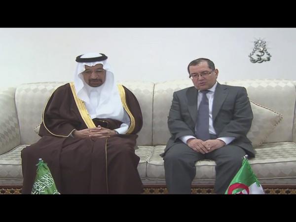 الجزائر تستنجد بالسعودية بعد انهيار اسعار النفط