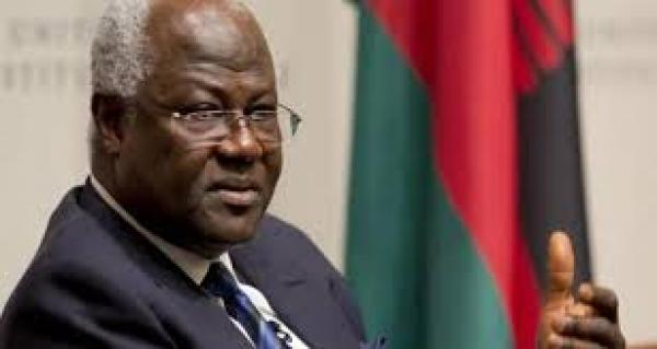 رئيس سيراليون مُعلقاً على أزمة إيبولا: نطمعُ في رحمة الله العلي العظيم ومغفرته وحمايته