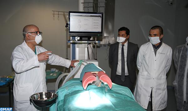 تقديم النموذج الأولي لجهاز تنفس ذكي واصطناعي من صنع مغربي