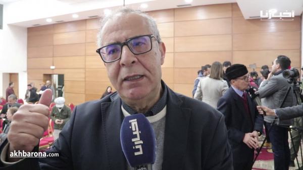 العزيز: تغيير "الدستور" شرط أساسي لتنفيذ النموذج التنموي الجديد