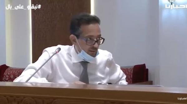 برلماني يفجرها أمام وزير الصحة: الدوا كيتصايب بـ4 الدراهم والمواطنين كيشريوه بـ100 درهم