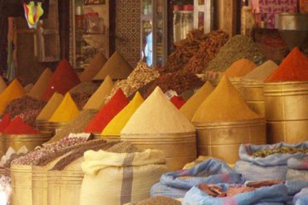  وزارة الداخلية تعلن بأن العرض يغطي الطلب في شهر رمضان