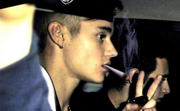 القبض على جاستين بيبر  بتهمة قيادة السيارة تحت تأثير المخدرات