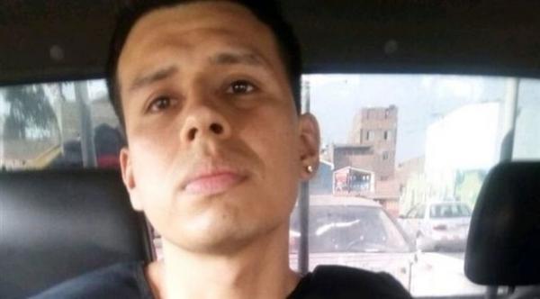 يترك شقيقه التوأم مكانه في السجن لعام كامل