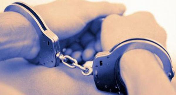 اعتقال  لصة رفقة لص يسرقون جهارا وسط  شوارع بني ملال  