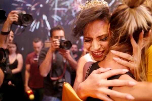 فلسطيني يتحول من رجل إلى "ملكة جمال" بإسرائيل