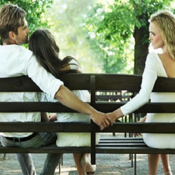 هل هناك ما هو أسوء من الخيانة؟